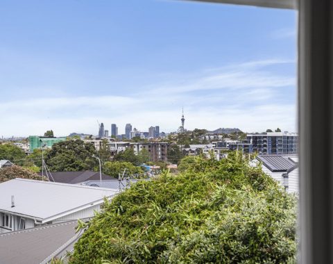 1024px.120051377__1730846502-114763-021-7EllenAve