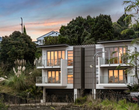 1024px.196711342__1776141056-88377-018DHukaRd