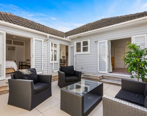 1024px.65052258__1681872298-21530-1016TennysonAv