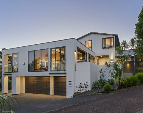 1024px.83021835__1708900220-30612-0119Centennial