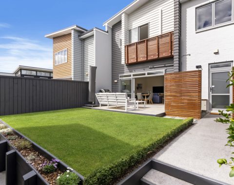 1024px.86893755__1712705134-26196-0150Buckley